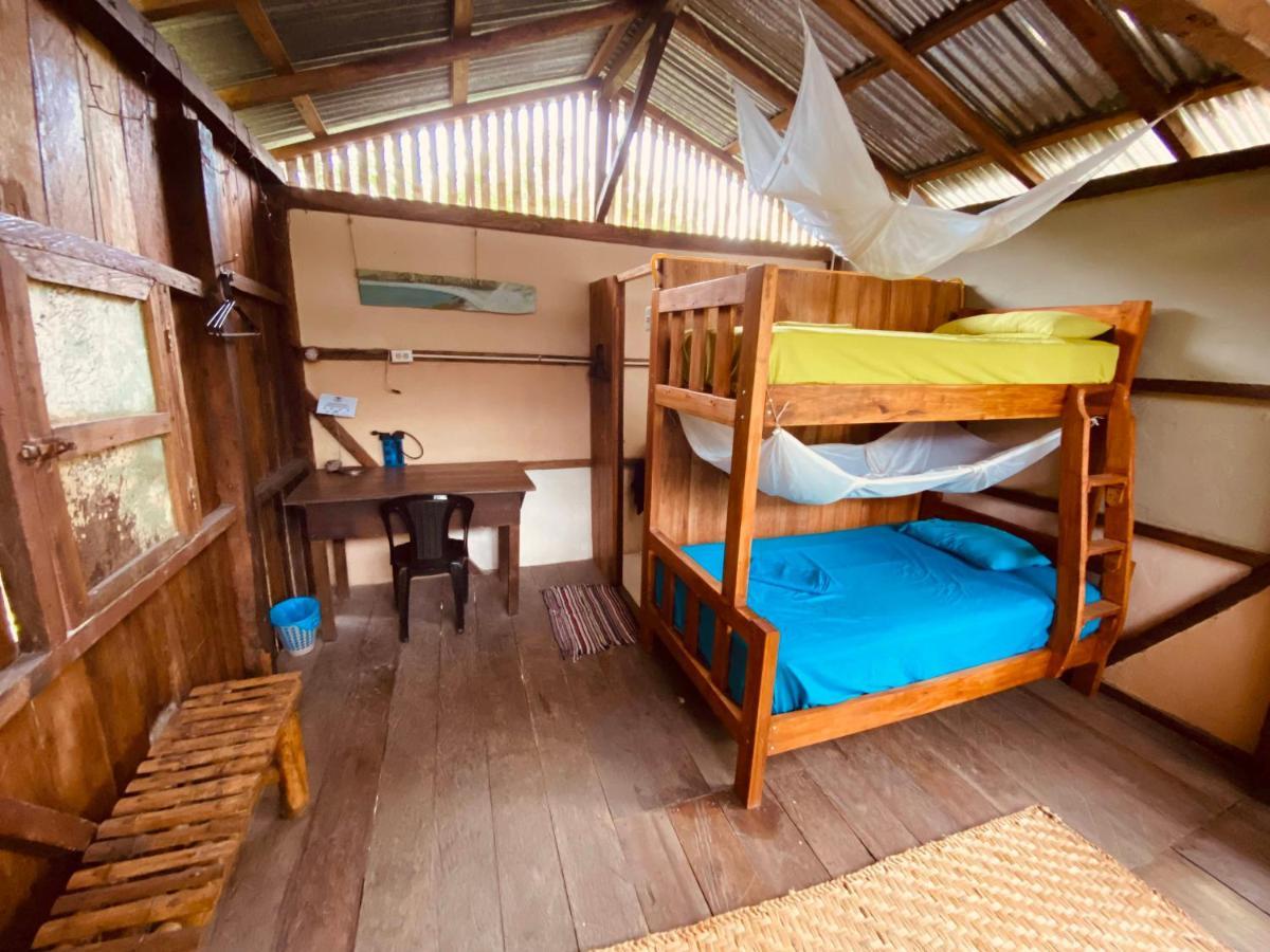 The Mudhouse Hostel Mompiche Eksteriør billede